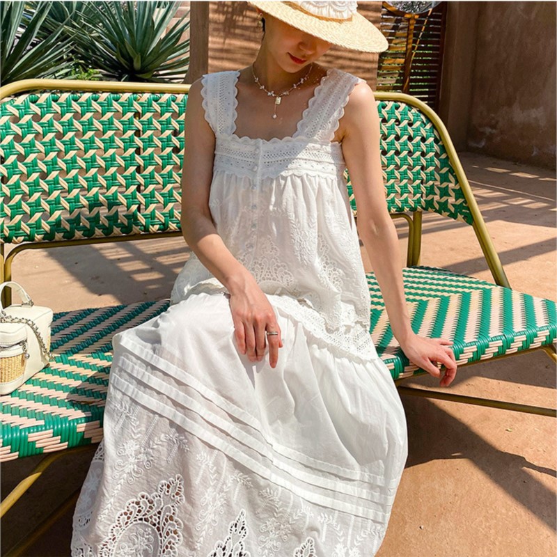 Embroidery Class - Bohemian White Square-neck Vest Top +