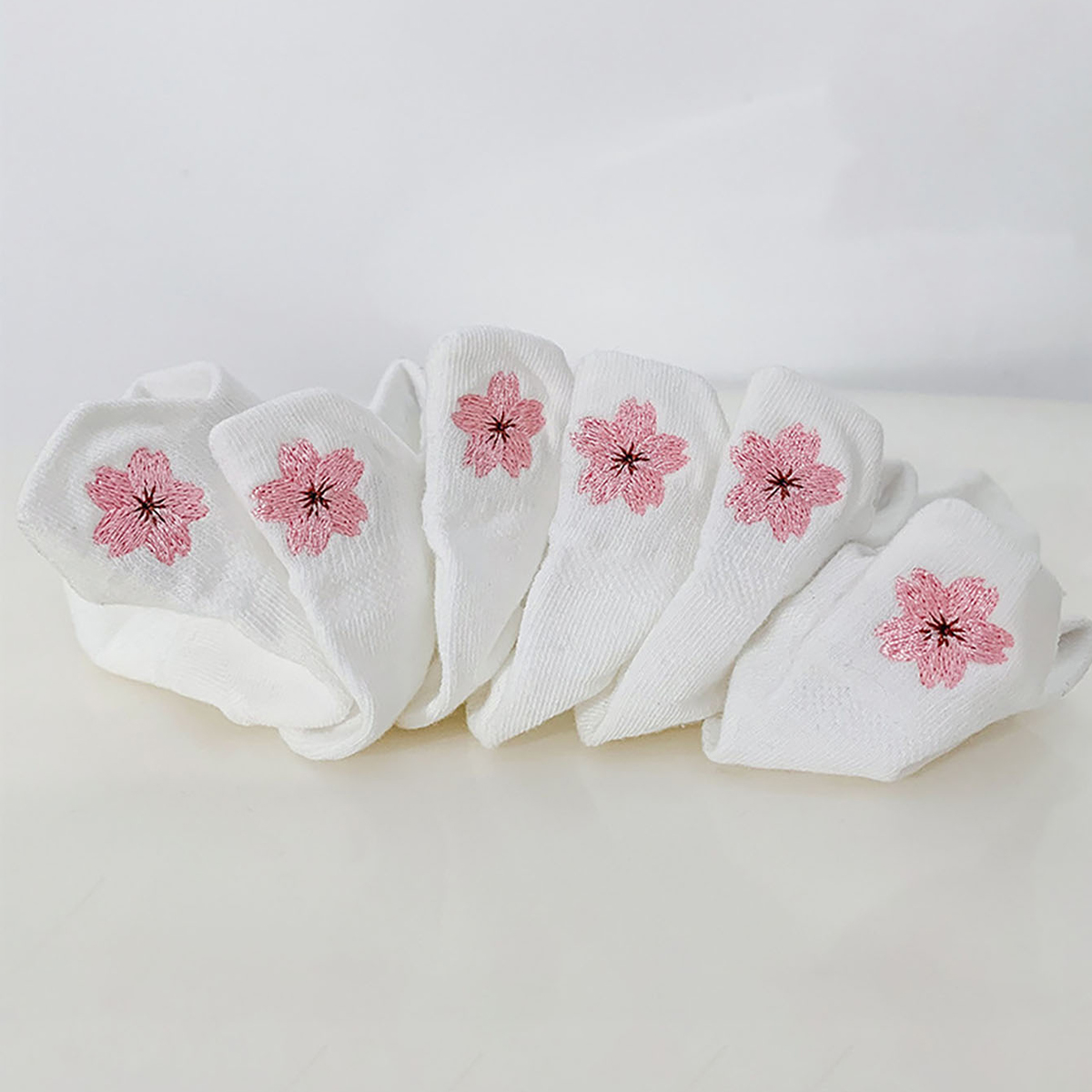 6 pairs of white Ankle Socks w - Embroidery Moisturizer ulasan dan harga
