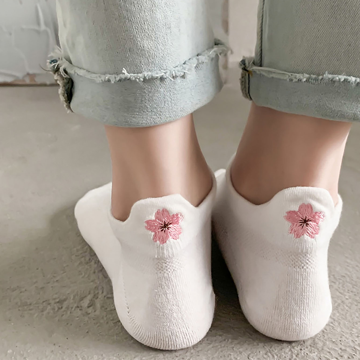 6 pairs of white Ankle Socks w - Embroidery Moisturizer ulasan dan harga